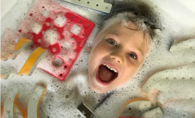 Piankowe klocki konstrukcyjne Bakoba - Creator box 74el.